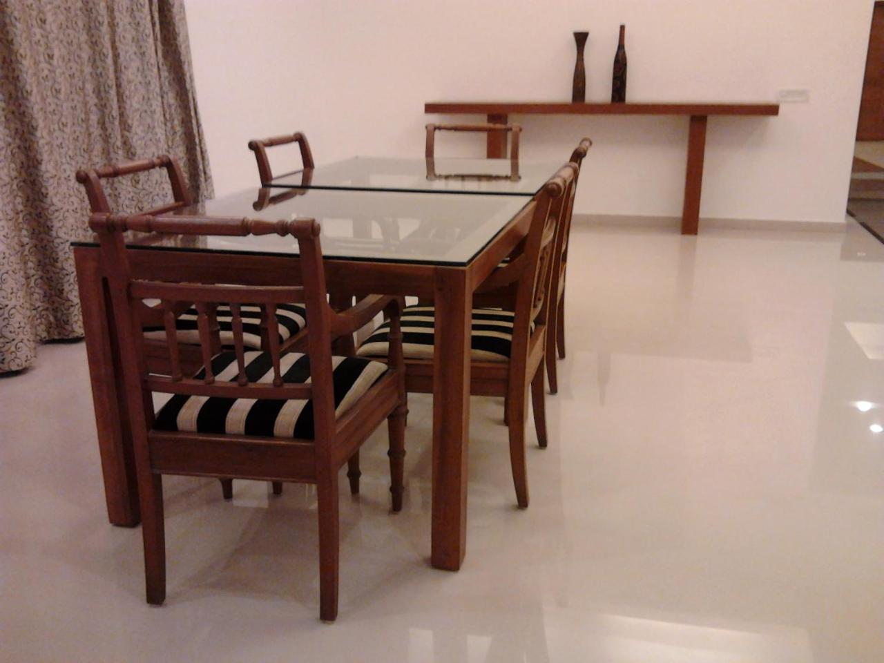 The Avenue Center Hotel Kochi Exterior foto